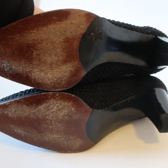 STUART WEITZMAN BLACK TEXTILE HEEL PUMPS 9 * - Picture 10 of 11